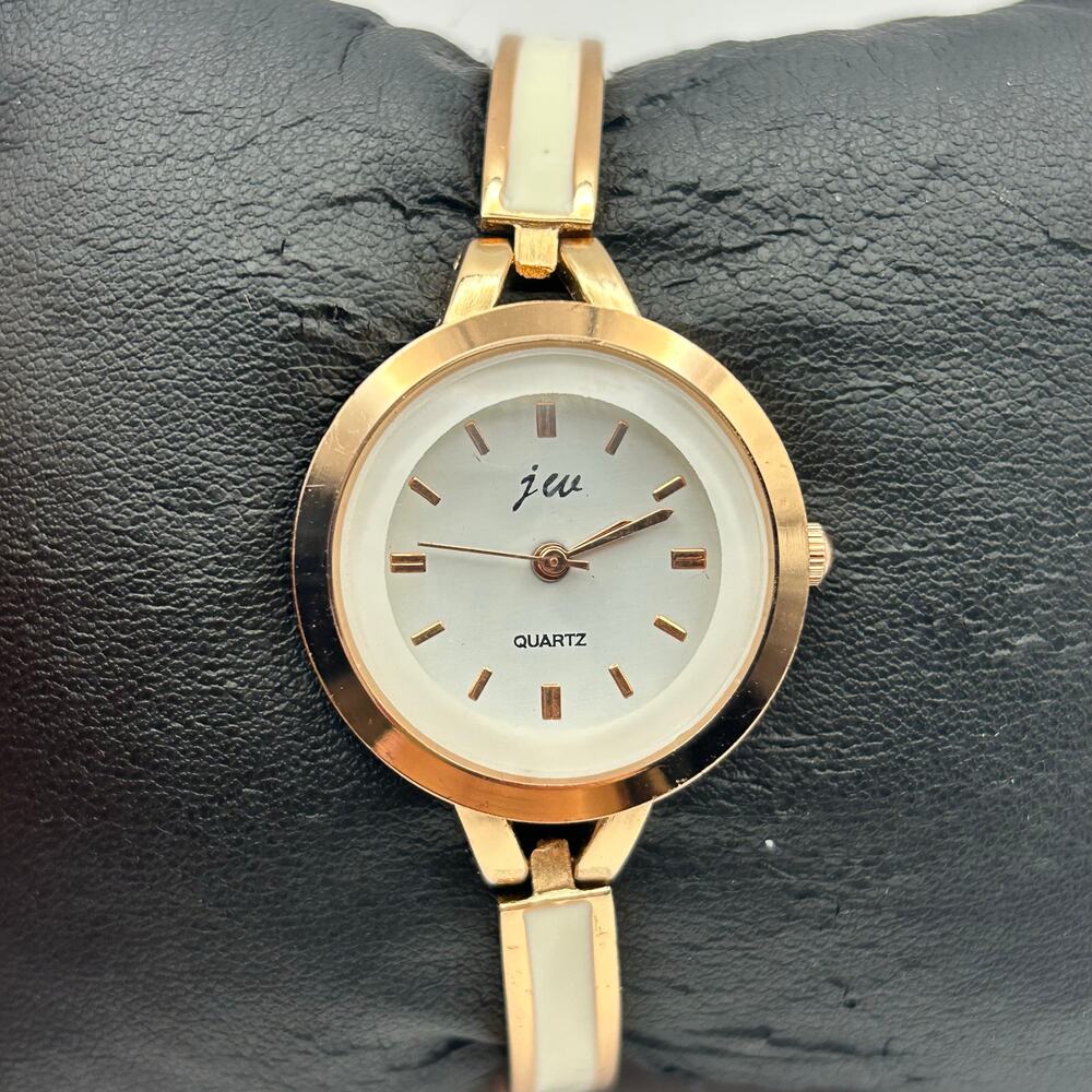 JW Women’s Gold Tone Quartz Watch White Dial Slim Bracelet Analog New Battery